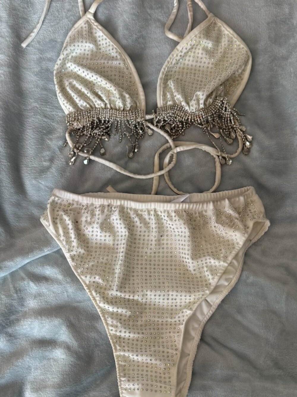 Rave white bikini set